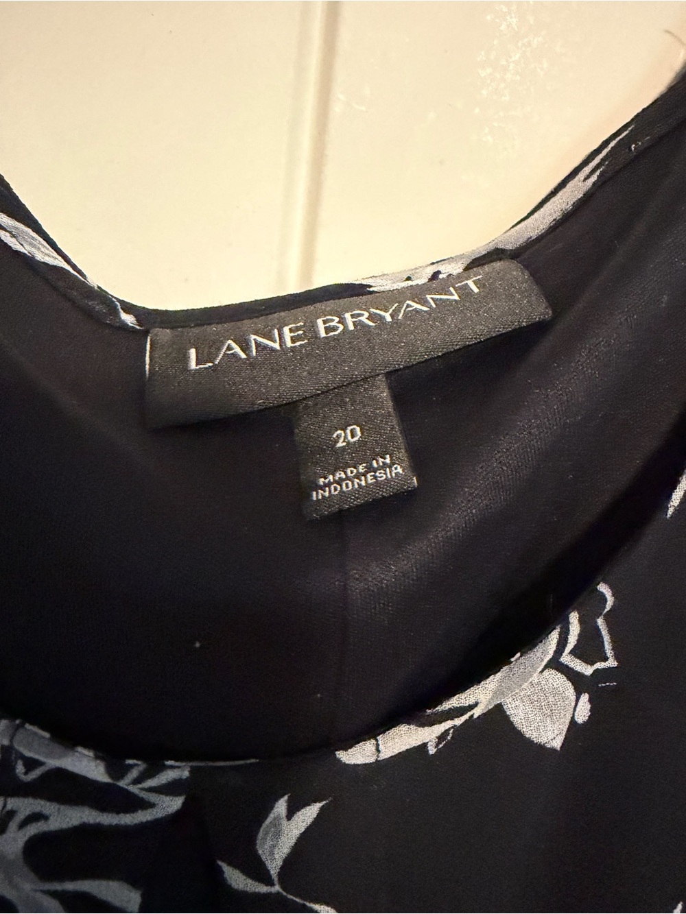Lane Bryant Black and White Floral Cold-Shoulder Blouse - Picture 4 of 6
